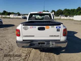 2002 Chevrolet Silverado 1500 LS z VIN 1GCEC14V72Z341127, wystawiony jako Copart lot #56264674 z przebiegiem 306 494 mil mil oraz Szkoda całkowita • Salvage title. Historia ofert i sprzedaży dostępna na DreamBid. Obrazek 6.