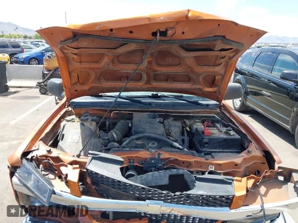 ✅ 2004 Chevrolet Colorado Z85 • VIN: 1GCCS198148140250 • Lot: 42677495. Wystawiony na IAAI z przebiegiem 127 185 mil. Bezpłatny archiwum sprzedaży aukcyjnych z USA i szczegółowy raport historii pojazdu na DreamBid. Zdjęcie 10.