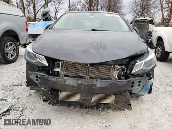 ✅ 2017 Chevrolet Cruze LT • VIN: 1G1BE5SM1H7225224 • Lot: 72656232. Wystawiony na Copart z przebiegiem 95 541 mil. Bezpłatny archiwum sprzedaży aukcyjnych z USA i szczegółowy raport historii pojazdu na DreamBid. Zdjęcie 5.