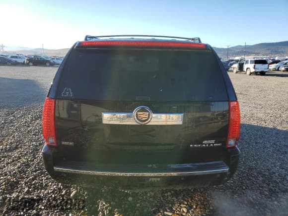 ✅ 2012 Cadillac Escalade Luxury • VIN: 1GYS4BEF4CR122456 • Lot: 87407225. Wystawiony na Copart z przebiegiem 166 230 mil. Bezpłatny archiwum sprzedaży aukcyjnych z USA i szczegółowy raport historii pojazdu na DreamBid. Zdjęcie 6.