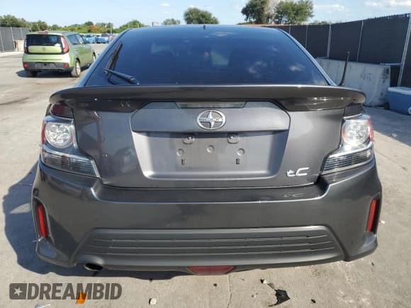 ✅ 2016 Scion tC • VIN: JTKJF5C71GJ014446 • Lot: 89544355. Wystawiony na Copart z przebiegiem 133 653 mil. Bezpłatny archiwum sprzedaży aukcyjnych z USA i szczegółowy raport historii pojazdu na DreamBid. Zdjęcie 6.