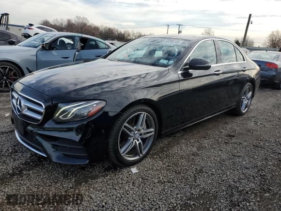 ✅ 2017 Mercedes-Benz E 300 Luxury • VIN: WDDZF4KB0HA191362 • Lot: 93293245. Listed on Copart with 42,313 mi. Free auction sales archive from the USA and detailed vehicle history report at DreamBid. Image 1.