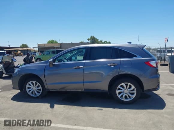 ✅ 2018 Acura RDX • VIN: 5J8TB3H39JL014973 • Лот: 42534001. Опубликован ранее на IAAI с пробегом 113 756 миль. Бесплатный доступ к архиву аукционных продаж из США и подробный отчёт об истории автомобиля на DreamBid. Изображение 14.