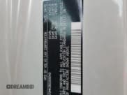 ✅ 2011 Volvo C30 • VIN: YV1672MK2B2209240 • Лот: 81960985. Опубликован ранее на Copart с пробегом 105 998 миль. Бесплатный доступ к архиву аукционных продаж из США и подробный отчёт об истории автомобиля на DreamBid. Изображение 13.