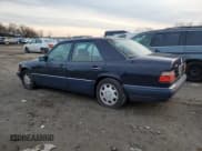 ✅ 1994 Mercedes-Benz E 320 • VIN: WDBEA32E8RC106431 • Лот: 85456254. Опубликован ранее на Copart с пробегом Не указан. Бесплатный доступ к архиву аукционных продаж из США и подробный отчёт об истории автомобиля на DreamBid. Изображение 2.