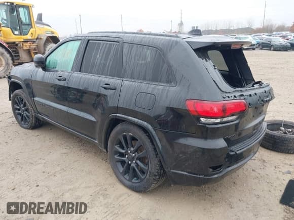 ✅ 2020 Jeep Grand Cherokee Laredo E • VIN: 1C4RJFAG0LC254944 • Lot: 43679685. Wystawiony na IAAI z przebiegiem 63 551 mil. Bezpłatny archiwum sprzedaży aukcyjnych z USA i szczegółowy raport historii pojazdu na DreamBid. Zdjęcie 3.