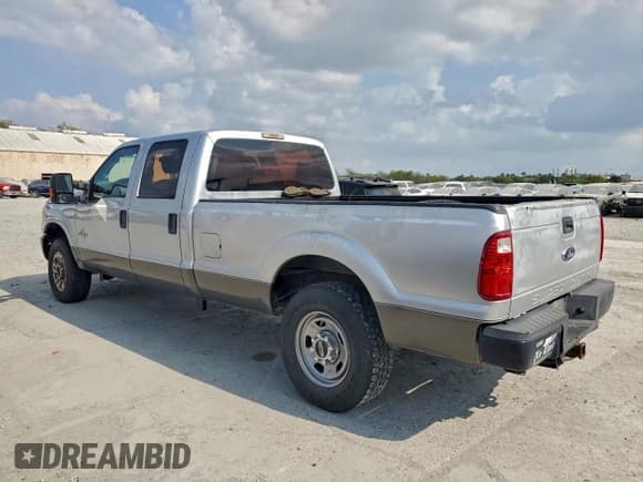 ✅ 2013 Ford F-250 XLT • VIN: 1FT7W2BT7DEA75805 • Лот: 94192935. Опубликован ранее на Copart с пробегом 242 800 миль. Бесплатный доступ к архиву аукционных продаж из США и подробный отчёт об истории автомобиля на DreamBid. Изображение 2.
