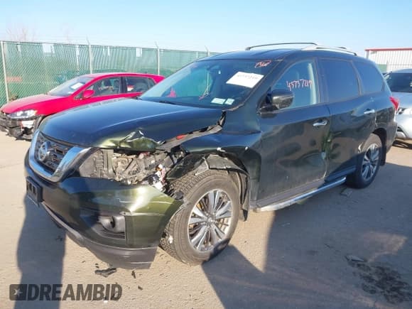 ✅ 2020 Nissan Pathfinder SV • VIN: 5N1DR2BM5LC586695 • Lot: 43737219. Listed on IAAI with 145,235 mi. Free auction sales archive from the USA and detailed vehicle history report at DreamBid. Image 2.