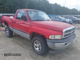✅ 1998 Dodge 1500 • VIN: 1B7HC16X5WS549369 • Lot: 39892177. Wystawiony na IAAI z przebiegiem 258 365 mil. Bezpłatny archiwum sprzedaży aukcyjnych z USA i szczegółowy raport historii pojazdu na DreamBid. Zdjęcie 1.