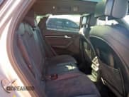 ✅ 2022 Audi SQ5 Premium Plus • VIN: WA1B4AFY1N2138667 • Лот: 46822365. Опубликован ранее на Copart с пробегом Не указан. Бесплатный доступ к архиву аукционных продаж из США и подробный отчёт об истории автомобиля на DreamBid. Изображение 11.