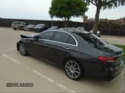 ✅ 2022 Mercedes-Benz E 350 • VIN: W1KZF8DB9NB097118 • Lot: 42551140. Listed on IAAI with Not provided. Free auction sales archive from the USA and detailed vehicle history report at DreamBid. Image 3.