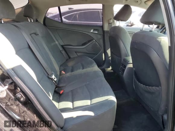 ✅ 2014 Kia Optima LX • VIN: KNAGM4AD9E5070163 • Lot: 82741305. Listed on Copart with 118,903 mi. Free auction sales archive from the USA and detailed vehicle history report at DreamBid. Image 10.