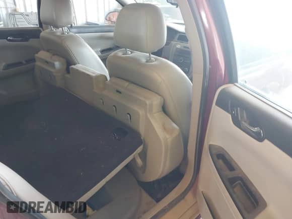 2008 Chevrolet Impala LT с VIN 2G1WT58K681303183, выставлен на аукционе IAAI как лот 43427355 с пробегом 272 506 миль миль и . История ставок и продаж доступна на DreamBid. Изображение 8.