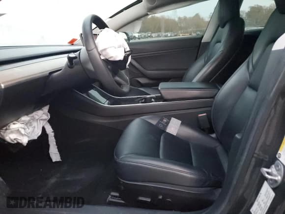 ✅ 2019 Tesla Model 3 Mid Range • VIN: 5YJ3E1EA7KF436497 • Lot: 90091325. Wystawiony na Copart z przebiegiem 62 030 mil. Bezpłatny archiwum sprzedaży aukcyjnych z USA i szczegółowy raport historii pojazdu na DreamBid. Zdjęcie 7.