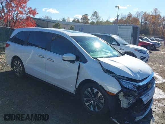 ✅ 2024 Honda Odyssey EX-L • VIN: 5FNRL6H67RB011649 • Lot: 43650243. Listed on IAAI with 92,996 mi. Free auction sales archive from the USA and detailed vehicle history report at DreamBid. Image 1.