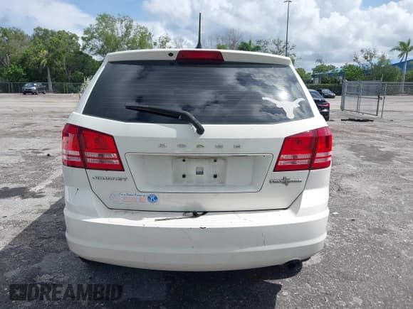 ✅ 2013 Dodge Journey Canada Value • VIN: 3C4PDCAB1DT646810 • Lot: 42484918. Listed on IAAI with 212,456 mi. Free auction sales archive from the USA and detailed vehicle history report at DreamBid. Image 16.
