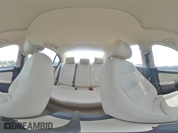 ✅ 2012 Volkswagen Jetta SEL • VIN: 3VWLP7AJ1CM301674 • Лот: 59000735. Опубликован ранее на Copart с пробегом 118 308 миль. Бесплатный доступ к архиву аукционных продаж из США и подробный отчёт об истории автомобиля на DreamBid. Изображение 14.