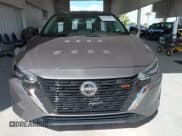 ✅ 2025 Nissan Sentra SR • VIN: 3N1AB8DV7SY220590 • Lot: 43536719. Wystawiony na IAAI z przebiegiem 4 536 mil. Bezpłatny archiwum sprzedaży aukcyjnych z USA i szczegółowy raport historii pojazdu na DreamBid. Zdjęcie 12.