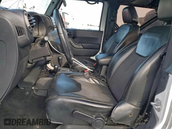 ✅ 2016 Jeep Wrangler Sport • VIN: 1C4AJWAG8GL227106 • Lot: 94573505. Listed on Copart with 91,488 mi. Free auction sales archive from the USA and detailed vehicle history report at DreamBid. Image 7.