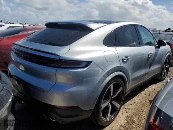 ✅ 2024 Porsche Cayenne • VIN: WP1BA2AY0RDA49063 • Lot: 76629964. Listed on Copart with Not provided. Free auction sales archive from the USA and detailed vehicle history report at DreamBid. Image 3.