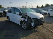 ✅ 2019 Toyota Sienna LE Auto Access Seat • VIN: 5TDKZ3DC8KS983854 • Лот: 71569695. Опубликован ранее на Copart с пробегом 80 377 миль. Бесплатный доступ к архиву аукционных продаж из США и подробный отчёт об истории автомобиля на DreamBid. Изображение 14.