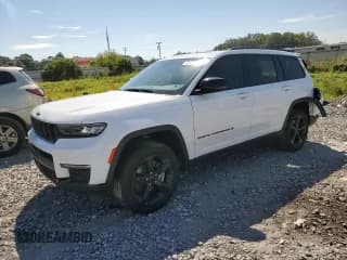 ✅ 2025 Jeep Grand Cherokee Limited • VIN: 1C4RJKBG2S8660071 • Лот: 70662735. Опубликован ранее на Copart с пробегом 4 994 миль. Бесплатный доступ к архиву аукционных продаж из США и подробный отчёт об истории автомобиля на DreamBid. Изображение 1.