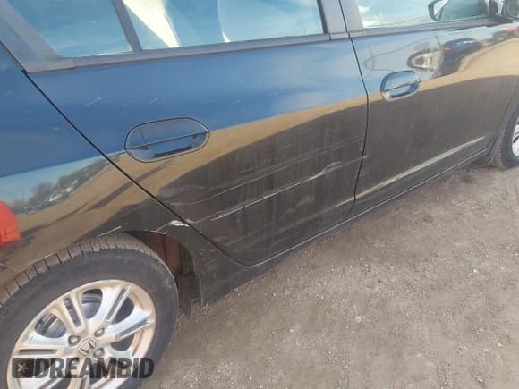 ✅ 2011 Honda Insight EX • VIN: JHMZE2H74BS011384 • Lot: 43676130. Wystawiony na IAAI z przebiegiem 177 219 mil. Bezpłatny archiwum sprzedaży aukcyjnych z USA i szczegółowy raport historii pojazdu na DreamBid. Zdjęcie 12.