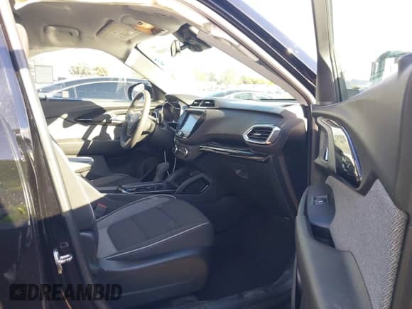 2021 Chevrolet TrailBlazer LT с VIN KL79MRSL2MB174361, выставлен на аукционе IAAI как лот 43439060 с пробегом 40 411 миль миль и . История ставок и продаж доступна на DreamBid. Изображение 5.