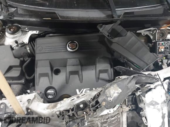 ✅ 2015 Cadillac SRX Luxury Collection • VIN: 3GYFNEE31FS568118 • Lot: 42331529. Wystawiony na IAAI z przebiegiem 114 914 mil. Bezpłatny archiwum sprzedaży aukcyjnych z USA i szczegółowy raport historii pojazdu na DreamBid. Zdjęcie 10.