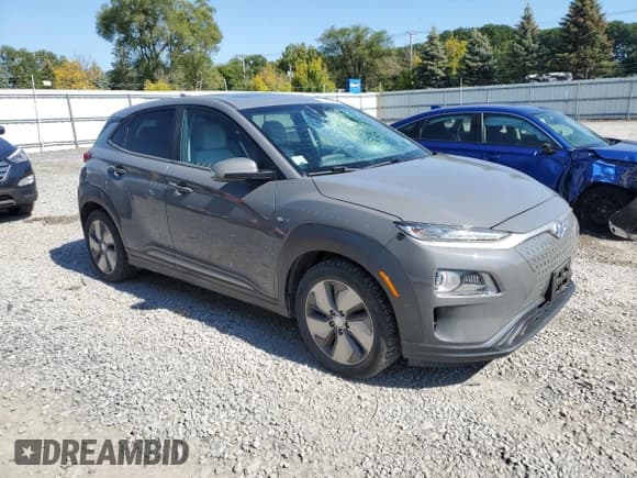 ✅ 2019 Hyundai Kona Limited • VIN: KM8K33AG0KU023847 • Лот: 80455885. Опубликован ранее на Copart с пробегом 92 935 миль. Бесплатный доступ к архиву аукционных продаж из США и подробный отчёт об истории автомобиля на DreamBid. Изображение 4.
