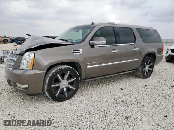 ✅ 2013 Cadillac Escalade ESV Platinum Edition • VIN: 1GYS4KEF9DR202191 • Lot: 93363015. Wystawiony na Copart z przebiegiem 217 181 mil. Bezpłatny archiwum sprzedaży aukcyjnych z USA i szczegółowy raport historii pojazdu na DreamBid. Zdjęcie 1.
