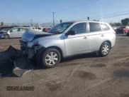 ✅ 2014 Mitsubishi Outlander ES • VIN: JA4AD2A3XEZ007600 • Лот: 71103485. Опубликован ранее на Copart с пробегом 109 968 миль. Бесплатный доступ к архиву аукционных продаж из США и подробный отчёт об истории автомобиля на DreamBid. Изображение 1.
