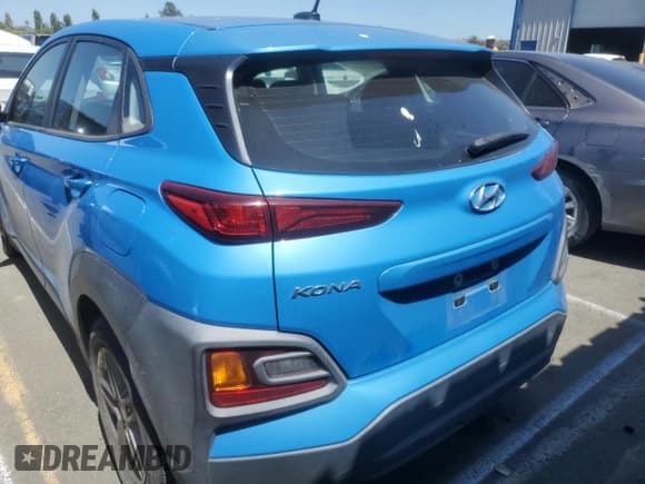 ✅ 2018 Hyundai Kona SE • VIN: KM8K12AA6JU139869 • Лот: 57081824. Опубликован ранее на Copart с пробегом 85 816 миль. Бесплатный доступ к архиву аукционных продаж из США и подробный отчёт об истории автомобиля на DreamBid. Изображение 6.