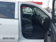 ✅ 2019 Chevrolet Silverado 1500 LT • VIN: 2GCRCPEC2K1146787 • Lot: 43125554. Wystawiony na IAAI z przebiegiem 102 604 mil. Bezpłatny archiwum sprzedaży aukcyjnych z USA i szczegółowy raport historii pojazdu na DreamBid. Zdjęcie 5.