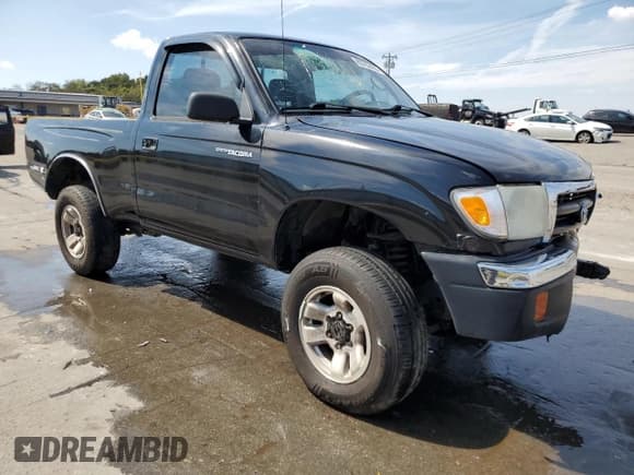 ✅ 1999 Toyota Tacoma • VIN: 4TAPM62N5XZ429571 • Lot: 80762495. Listed on Copart with 263,881 mi. Free auction sales archive from the USA and detailed vehicle history report at DreamBid. Image 4.