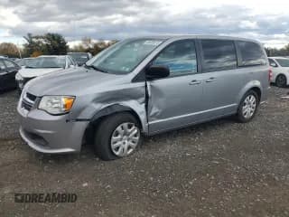 ✅ 2018 Dodge Grand Caravan SE Plus • VIN: 2C4RDGBG8JR147852 • Lot: 85305615. Wystawiony na Copart z przebiegiem 122 974 mil. Bezpłatny archiwum sprzedaży aukcyjnych z USA i szczegółowy raport historii pojazdu na DreamBid. Zdjęcie 1.