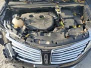 ✅ 2017 Lincoln MKC Select • VIN: 5LMCJ2D90HUL50062 • Lot: 84860485. Wystawiony na Copart z przebiegiem 174 868 mil. Bezpłatny archiwum sprzedaży aukcyjnych z USA i szczegółowy raport historii pojazdu na DreamBid. Zdjęcie 12.