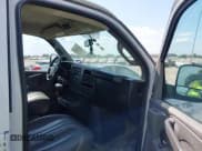 ✅ 2019 Chevrolet Express Passenger LS • VIN: 1GAZGNFPXK1367952 • Lot: 43230880. Listed on IAAI with 34,146 mi. Free auction sales archive from the USA and detailed vehicle history report at DreamBid. Image 5.