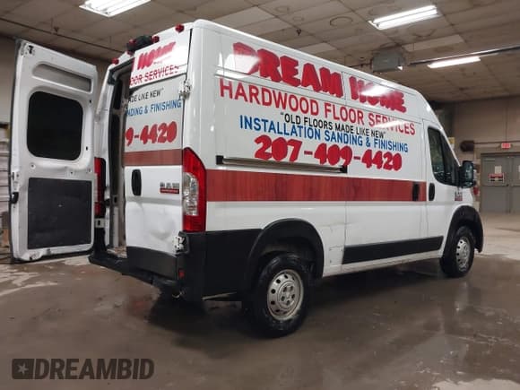 ✅ 2019 Ram ProMaster Cargo • VIN: 3C6TRVBG8KE501956 • Lot: 41028829. Wystawiony na IAAI z przebiegiem 172 190 mil. Bezpłatny archiwum sprzedaży aukcyjnych z USA i szczegółowy raport historii pojazdu na DreamBid. Zdjęcie 4.
