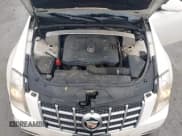 ✅ 2012 Cadillac CTS • VIN: 1G6DC5E51C0157117 • Lot: 43658518. Wystawiony na IAAI z przebiegiem 134 436 mil. Bezpłatny archiwum sprzedaży aukcyjnych z USA i szczegółowy raport historii pojazdu na DreamBid. Zdjęcie 10.