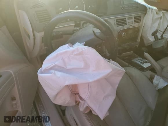 ✅ 2006 Hyundai Sonata GLS • VIN: 5NPEU46F96H057452 • Лот: 77896994. Опубликован ранее на Copart с пробегом Не указан. Бесплатный доступ к архиву аукционных продаж из США и подробный отчёт об истории автомобиля на DreamBid. Изображение 8.