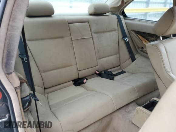 2000 BMW 3 Series 323Ci с VIN WBABM334XYJN81619, выставлен на аукционе Copart как лот 89273705 с пробегом 159 876 миль миль и Списание • Salvage title. История ставок и продаж доступна на DreamBid. Изображение 10.