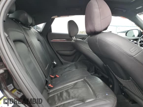 ✅ 2016 Audi Q3 Premium Plus • VIN: WA1EFCFS7GR023192 • Lot: 90259515. Wystawiony na Copart z przebiegiem 80 012 mil. Bezpłatny archiwum sprzedaży aukcyjnych z USA i szczegółowy raport historii pojazdu na DreamBid. Zdjęcie 11.