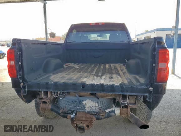 ✅ 2016 Chevrolet Silverado 2500HD LT • VIN: 1GC1KVEG6GF246432 • Lot: 62862335. Wystawiony na Copart z przebiegiem 138 060 mil. Bezpłatny archiwum sprzedaży aukcyjnych z USA i szczegółowy raport historii pojazdu na DreamBid. Zdjęcie 6.