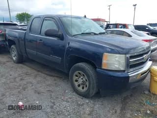 ✅ 2011 Chevrolet Silverado 1500 LS • VIN: 1GCRCREA1BZ369548 • Lot: 42515854. Listed on IAAI with 160,326 mi. Free auction sales archive from the USA and detailed vehicle history report at DreamBid. Image 1.