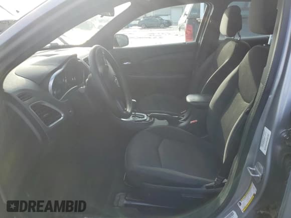 ✅ 2013 Dodge Avenger SE • VIN: 1C3CDZAB3DN625513 • Лот: 84798584. Опубликован ранее на Copart с пробегом Не указан. Бесплатный доступ к архиву аукционных продаж из США и подробный отчёт об истории автомобиля на DreamBid. Изображение 7.