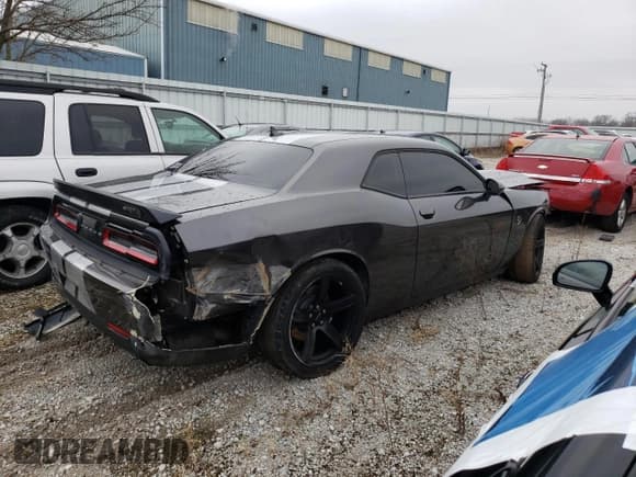 ✅ 2020 Dodge Challenger SRT Hellcat Widebody • VIN: 2C3CDZC93LH122422 • Lot: 37598863. Wystawiony na Copart z przebiegiem 13 329 mil. Bezpłatny archiwum sprzedaży aukcyjnych z USA i szczegółowy raport historii pojazdu na DreamBid. Zdjęcie 3.