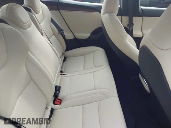 ✅ 2026 Tesla Model S • VIN: 5YJSA1E58TF553873 • Лот: 43753663. Опубликован ранее на IAAI с пробегом 2 285 миль. Бесплатный доступ к архиву аукционных продаж из США и подробный отчёт об истории автомобиля на DreamBid. Изображение 8.