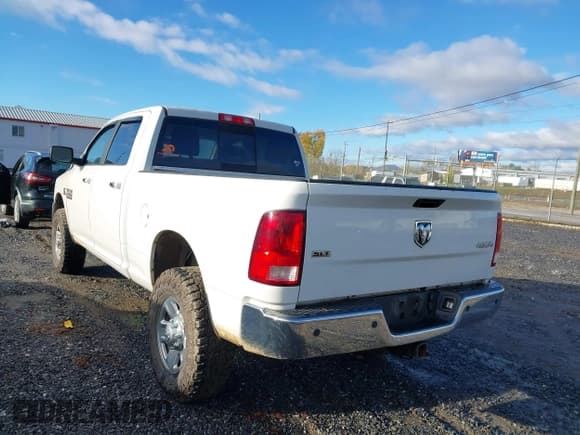 ✅ 2017 Ram 2500 Lone Star • VIN: 3C6UR5DL1HG678652 • Lot: 43480895. Wystawiony na IAAI z przebiegiem 148 056 mil. Bezpłatny archiwum sprzedaży aukcyjnych z USA i szczegółowy raport historii pojazdu na DreamBid. Zdjęcie 3.