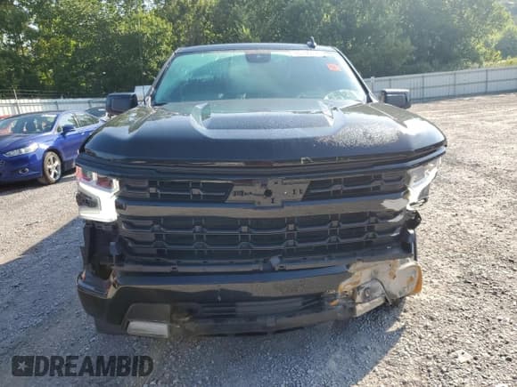 ✅ 2022 Chevrolet Silverado 1500 RST • VIN: 3GCUDEET9NG666055 • Lot: 65740525. Wystawiony na Copart z przebiegiem 9 999 mil. Bezpłatny archiwum sprzedaży aukcyjnych z USA i szczegółowy raport historii pojazdu na DreamBid. Zdjęcie 5.